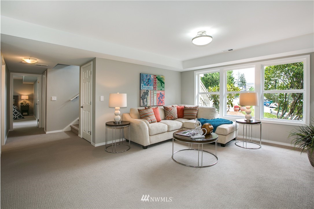 10510 Ross Road Bothell, WA 98011 - Photo 15 of 24 Gallery Image 15