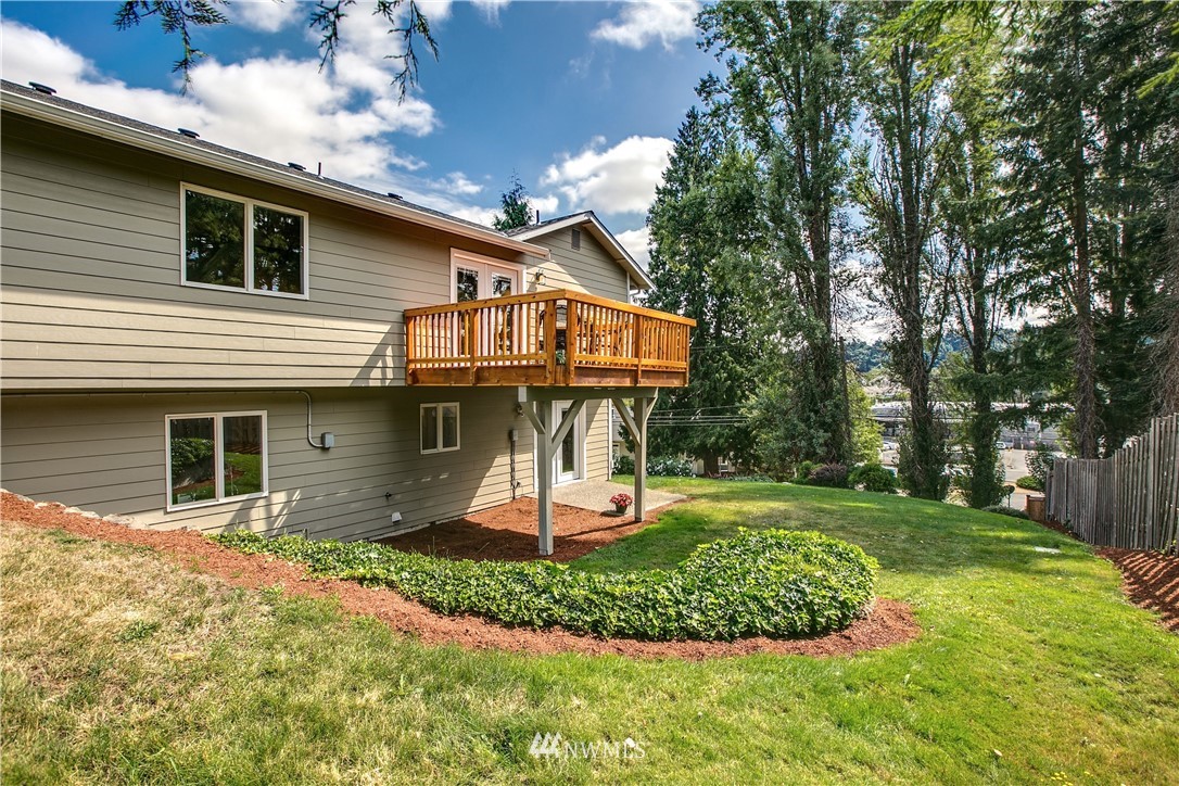 10510 Ross Road Bothell, WA 98011 - Photo 22 of 24 Gallery Image 22