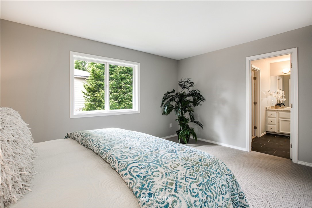 10510 Ross Road Bothell, WA 98011 - Photo 9 of 24 Gallery Image 9