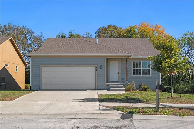 $349,900 | 719 Samantha Lane, Belton, MO 64012