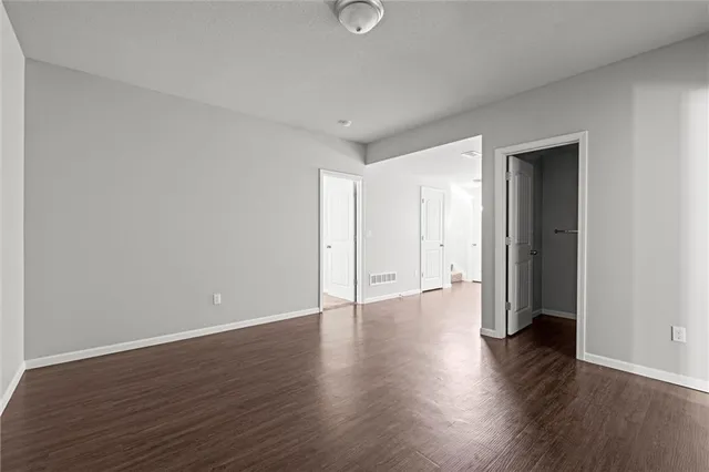 $349,900 | 719 Samantha Lane, Belton, MO 64012