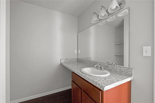 $349,900 | 719 Samantha Lane, Belton, MO 64012