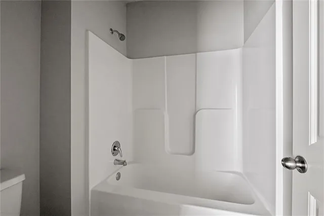 $349,900 | 719 Samantha Lane, Belton, MO 64012