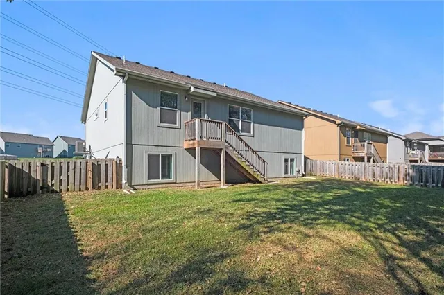 $349,900 | 719 Samantha Lane, Belton, MO 64012