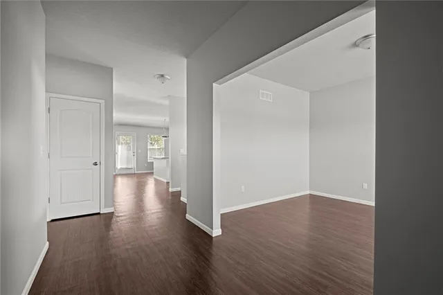 $349,900 | 719 Samantha Lane, Belton, MO 64012