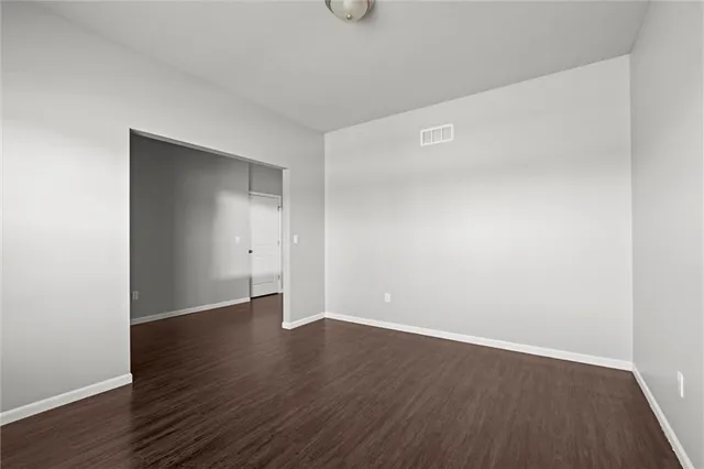 $349,900 | 719 Samantha Lane, Belton, MO 64012