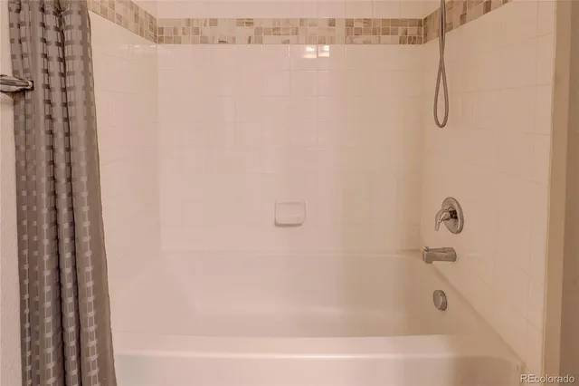 $529,900 | 560 East Dry Creek Place, Littleton, CO 80122