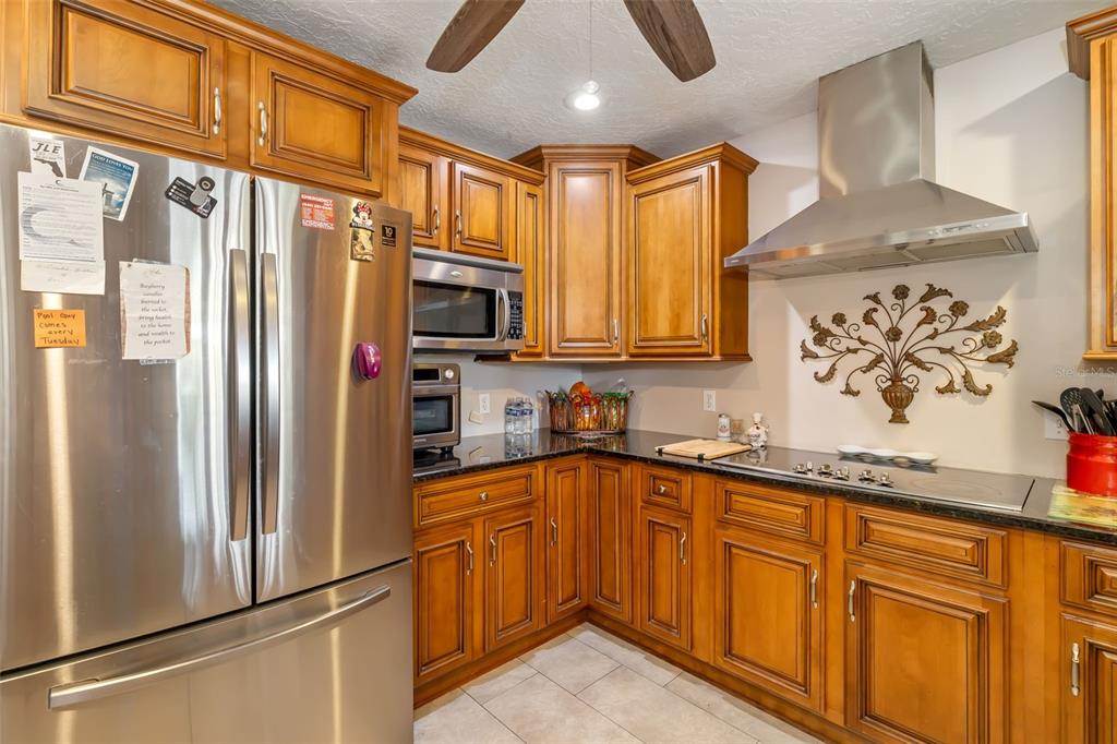 1207 78th Street Northwest Bradenton, FL 34209 - Photo 12 of 56