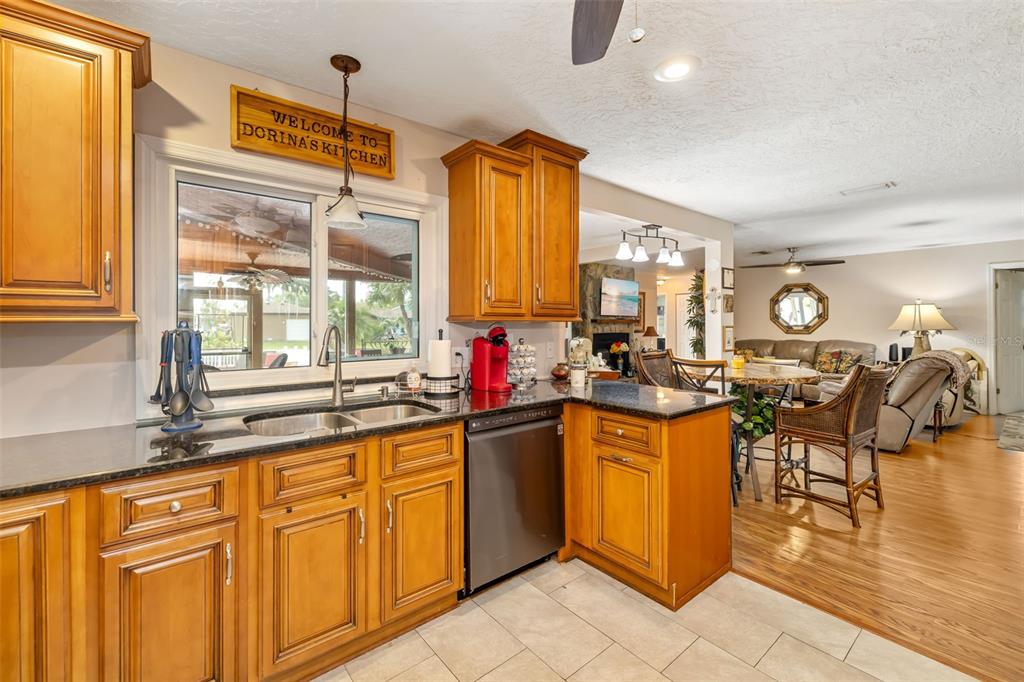 1207 78th Street Northwest Bradenton, FL 34209 - Photo 14 of 56