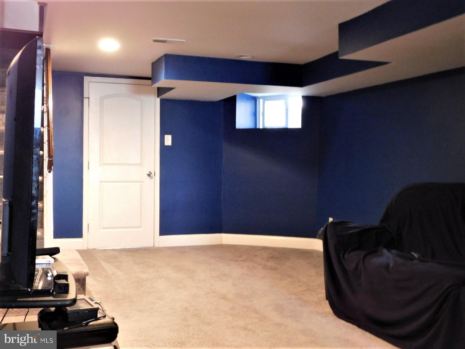 1249 Marlyn Road Philadelphia, PA 19151 - Photo 20 of 23 Finished Basement