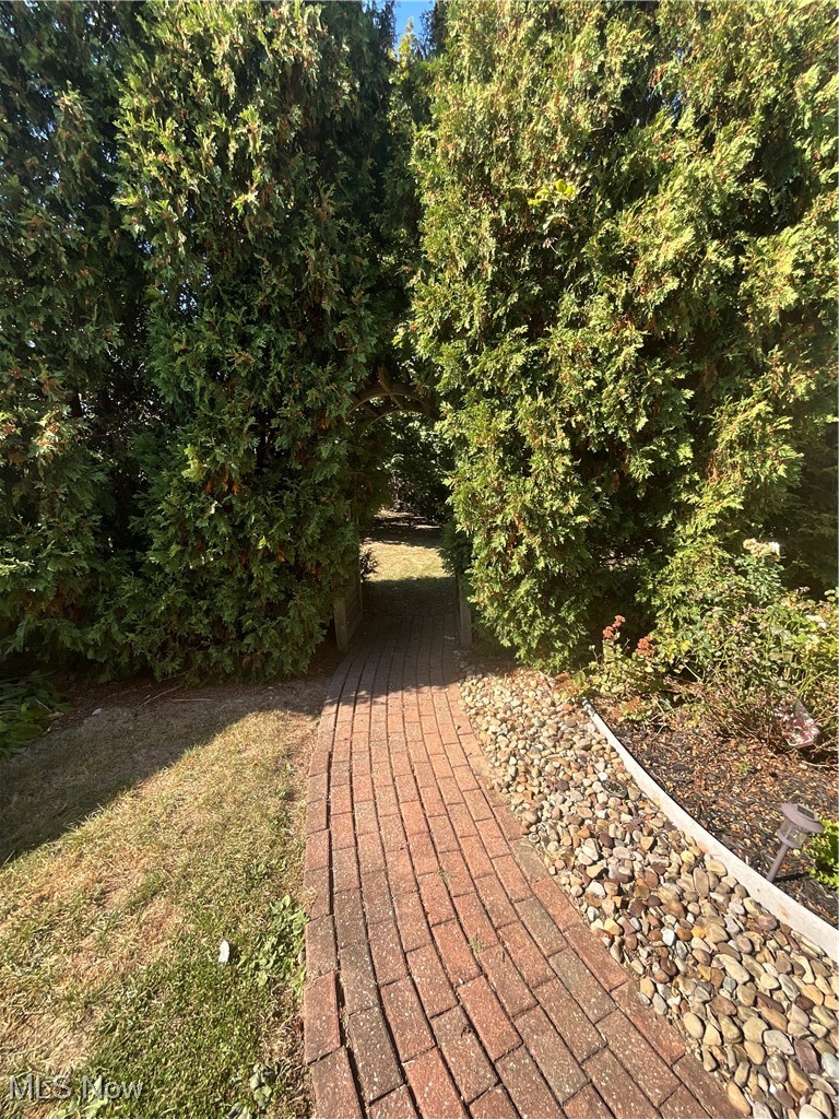 30401 Clarmont Road Willowick, OH 44095 - Photo 21 of 24 View of wooden deck