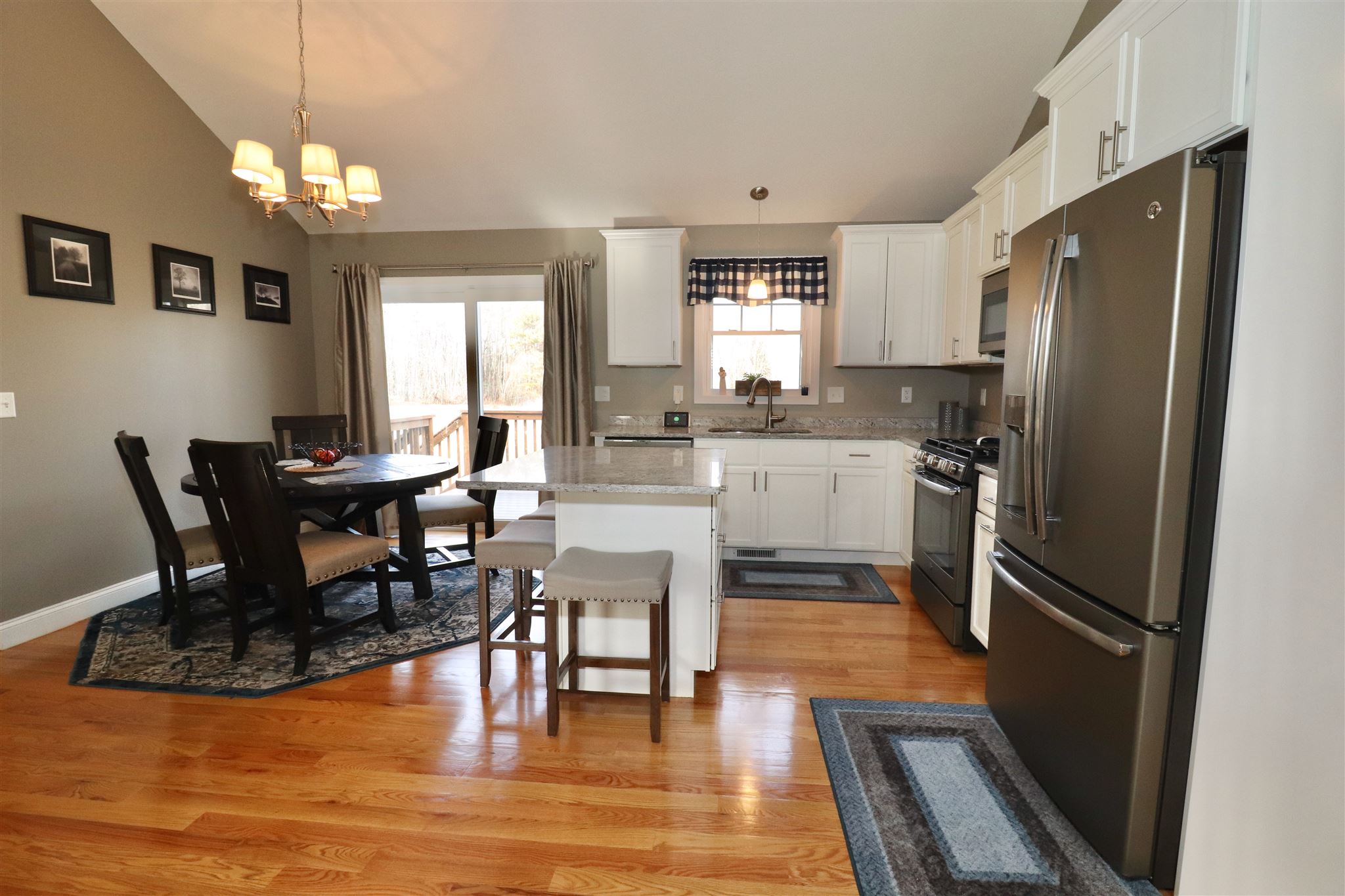 14 Sun Valley Road Auburn, NH 03032 - Photo 10 of 26 Gallery Image 10