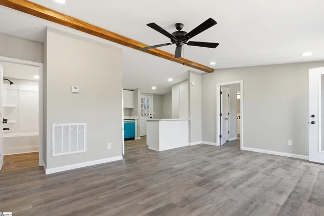 $194,000 | 123 Weatherly Drive, Six Mile, SC 29682