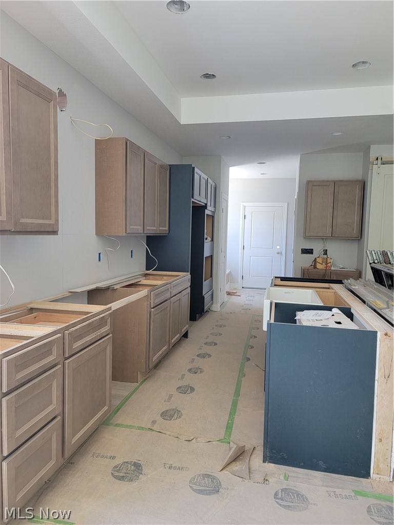 8331 Raleigh Place Painesville, OH 44077 - Photo 5 of 10 Gallery Image 5