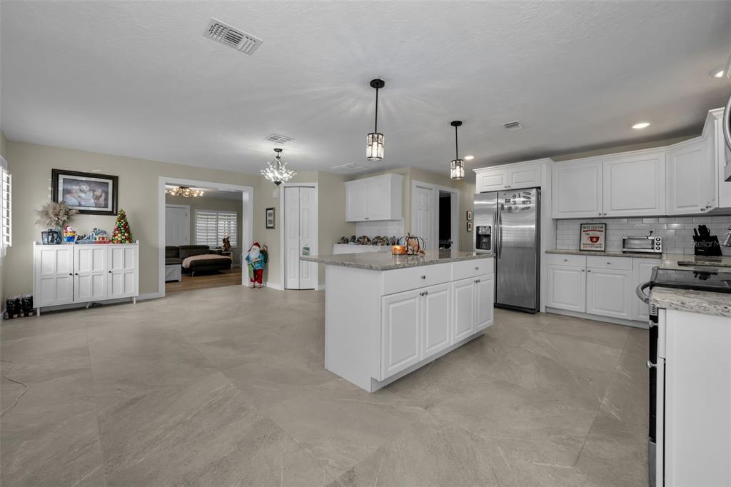 5 Hayes Road Oldsmar, FL 34677 - Photo 6 of 31 Gallery Image 6