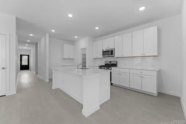 $299,900 | 14803 Taradeau, San Antonio, TX 78254