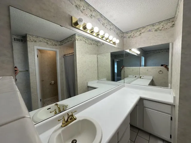 $1,900 | 111 Dogwood Lane, Crestview, FL 32536