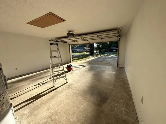 $1,900 | 111 Dogwood Lane, Crestview, FL 32536