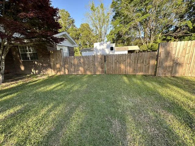 $1,900 | 111 Dogwood Lane, Crestview, FL 32536