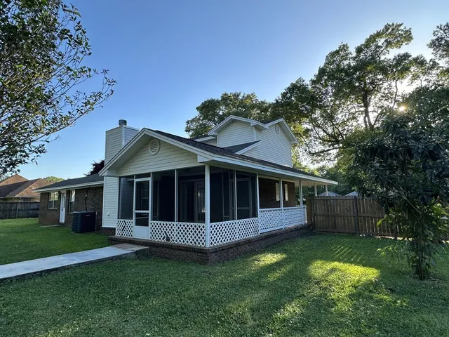 $1,900 | 111 Dogwood Lane, Crestview, FL 32536