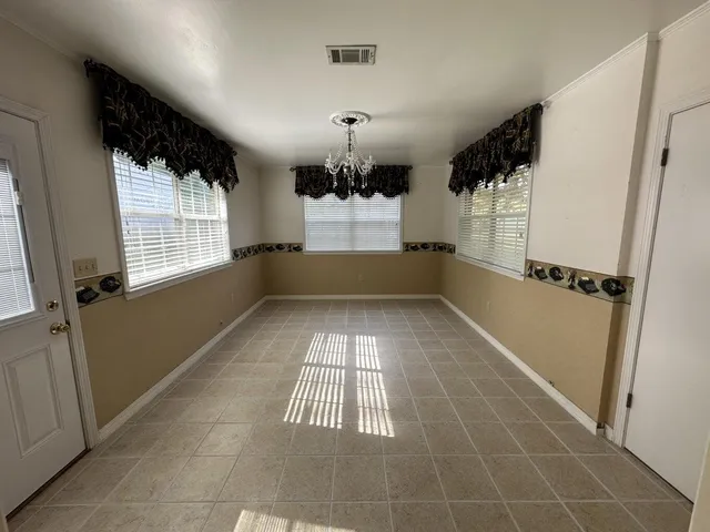 $1,900 | 111 Dogwood Lane, Crestview, FL 32536