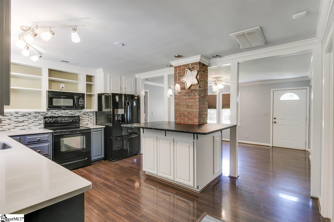 299 Hamby Street Pelzer, SC 29669 - Photo 6 of 20