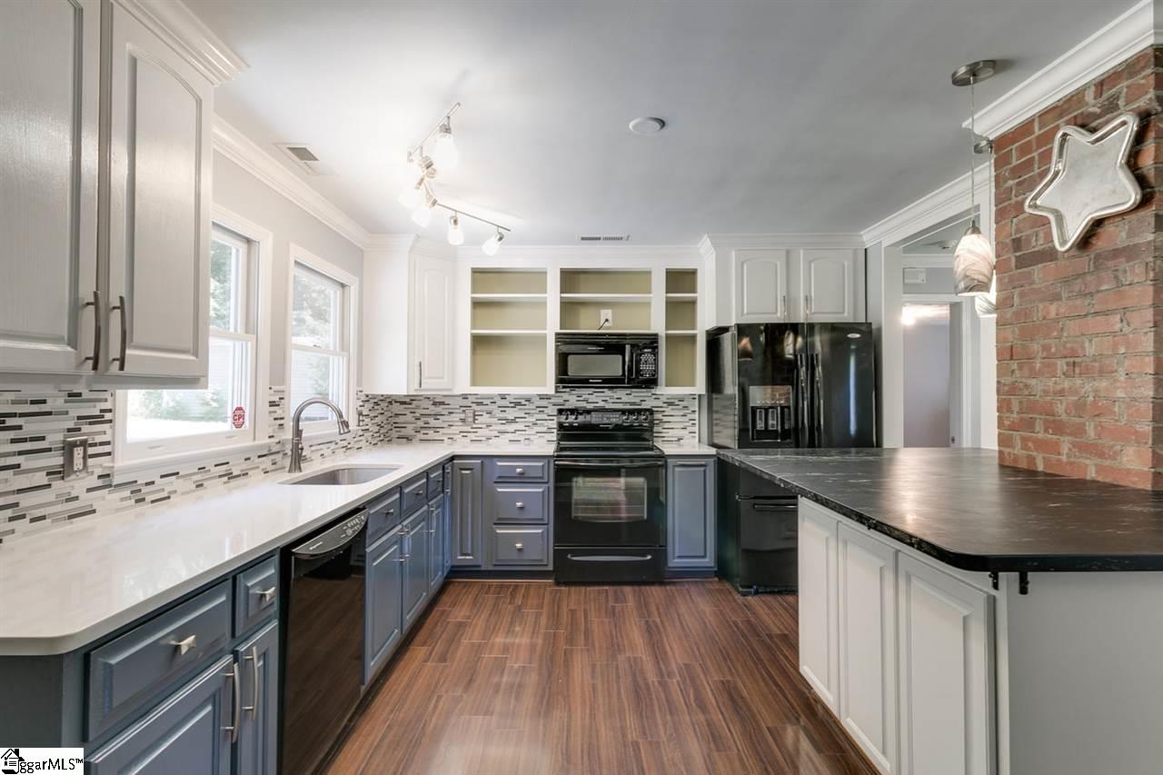 299 Hamby Street Pelzer, SC 29669 - Photo 7 of 20
