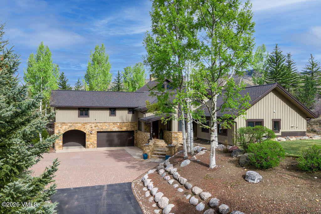 388 Eagle Crest Road Edwards, CO 81632 - Photo 40 of 47 2604_388_eagle_crest_aerial_b
