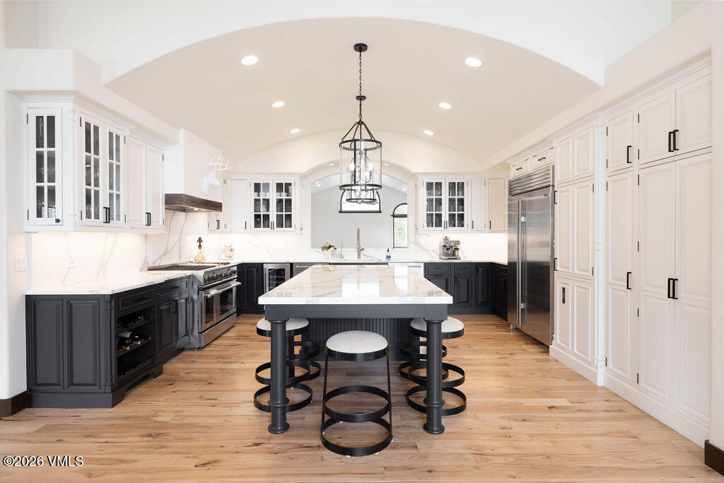 388 Eagle Crest Road Edwards, CO 81632 - Photo 6 of 47 2604_388_eagle_crest_interior_kitchen_b
