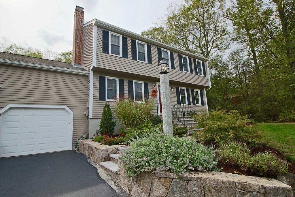26 Moore Road Hopedale, MA 01747 - Photo 4 of 30 Gallery Image 4