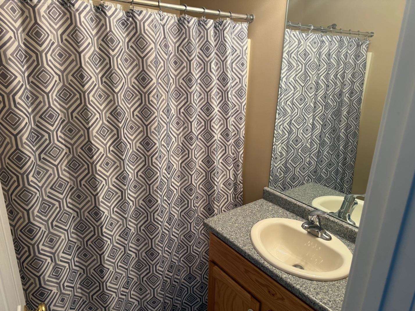 3 Merlot Court, Unit 4 Concord, NH 03303 - Photo 12 of 34