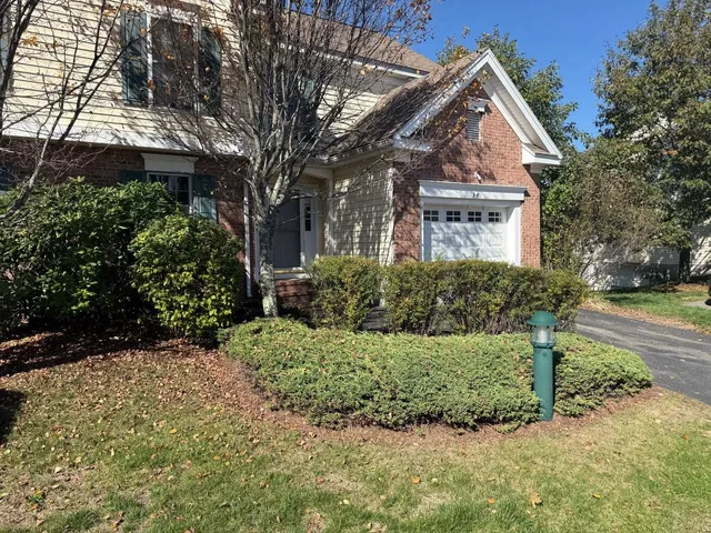 $435,000 | 3 Merlot Court, Unit 4, Concord, NH 03303