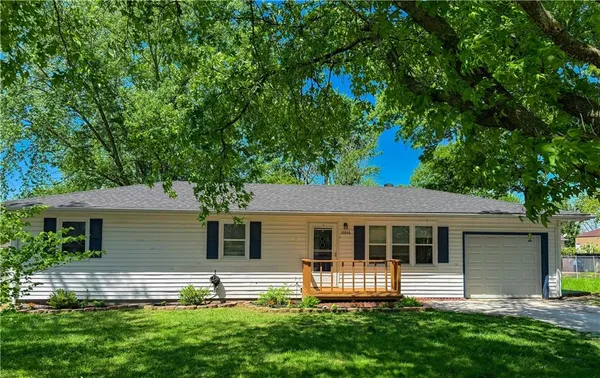 $159,900 | 18846 South 1497 Road, Nevada, MO 64772