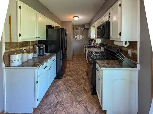 $159,900 | 18846 South 1497 Road, Nevada, MO 64772