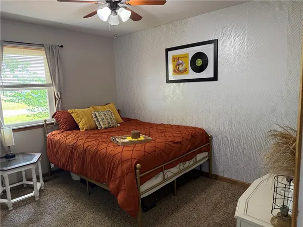 $159,900 | 18846 South 1497 Road, Nevada, MO 64772