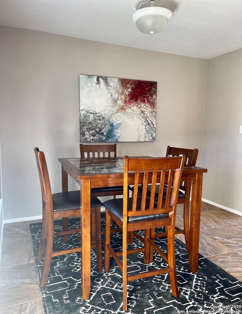 456 Melody Lane Uvalde, TX 78801 - Photo 6 of 19