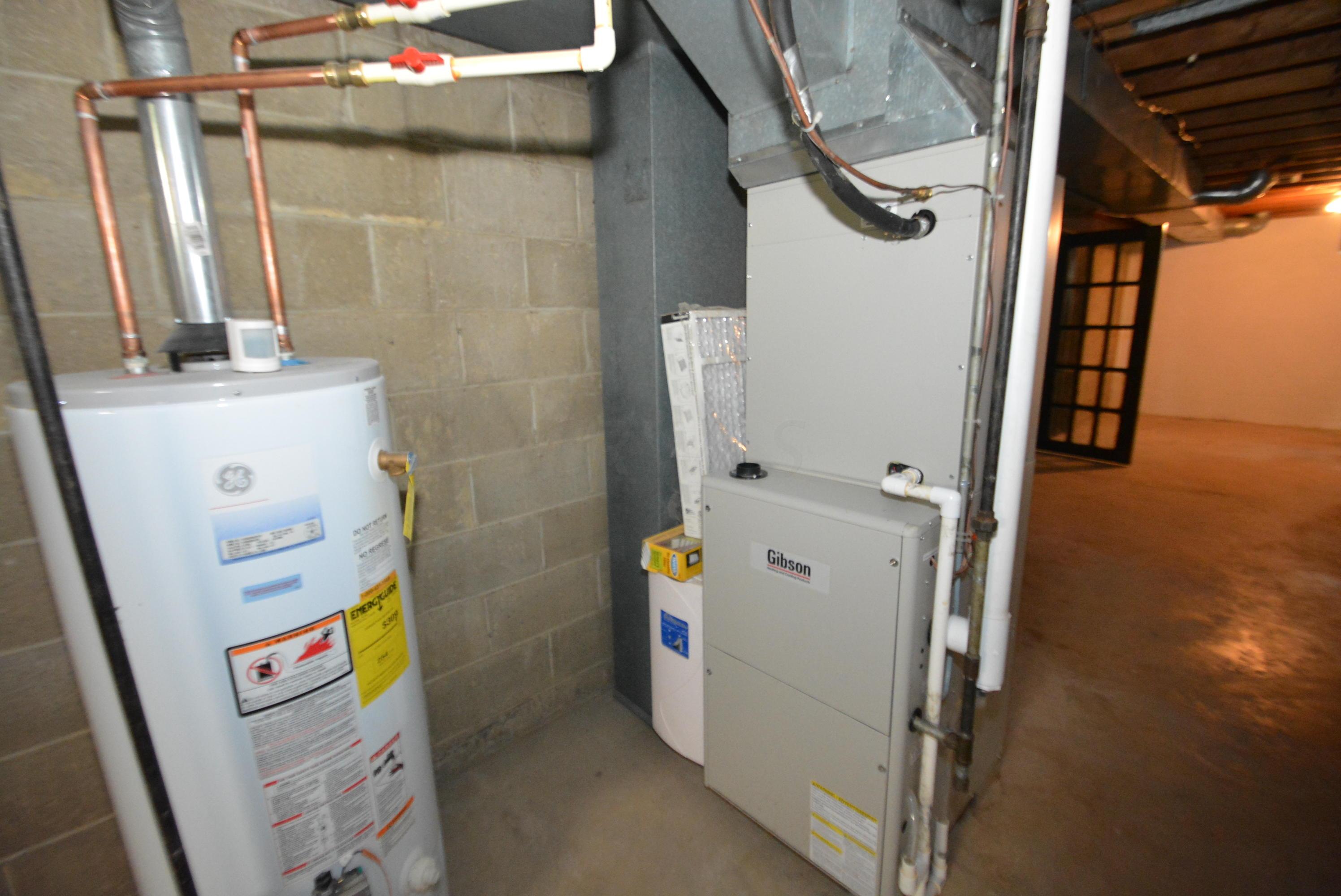 4463 Maize Road Columbus, OH 43224 - Photo 17 of 32 Gallery Image 17