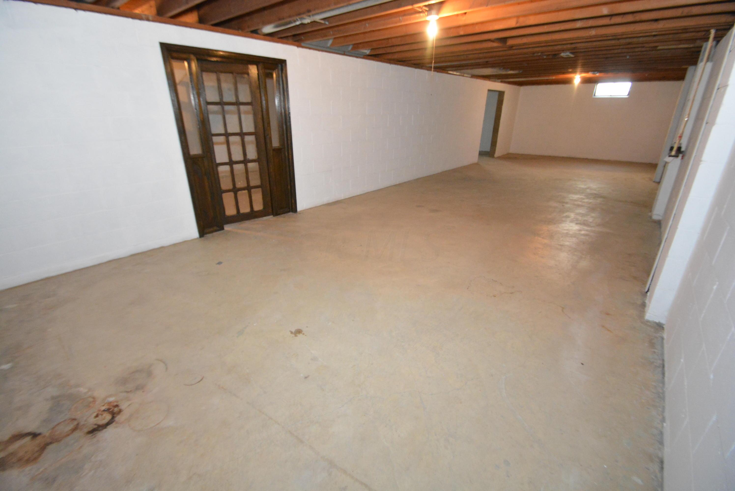 4463 Maize Road Columbus, OH 43224 - Photo 19 of 32 Gallery Image 19