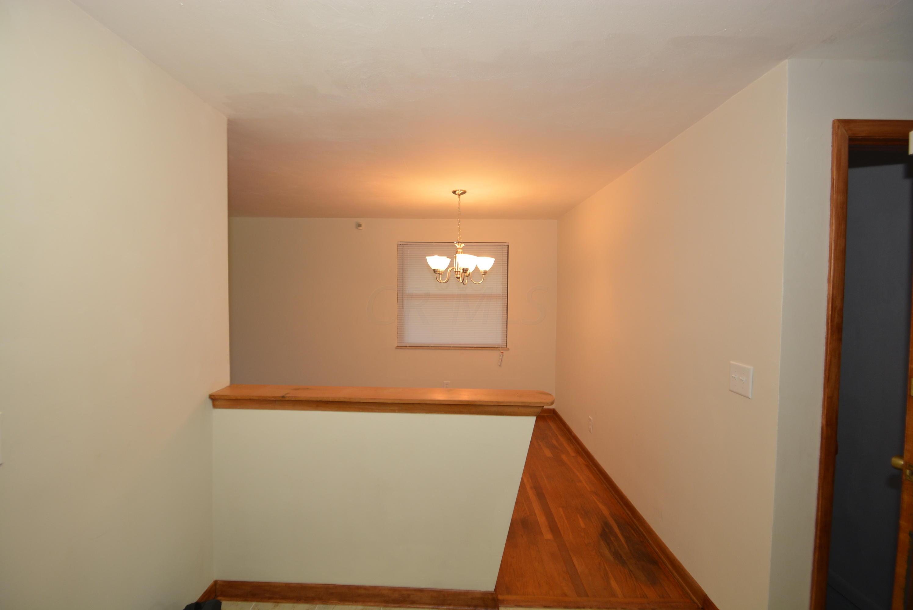 4463 Maize Road Columbus, OH 43224 - Photo 7 of 32 Gallery Image 7