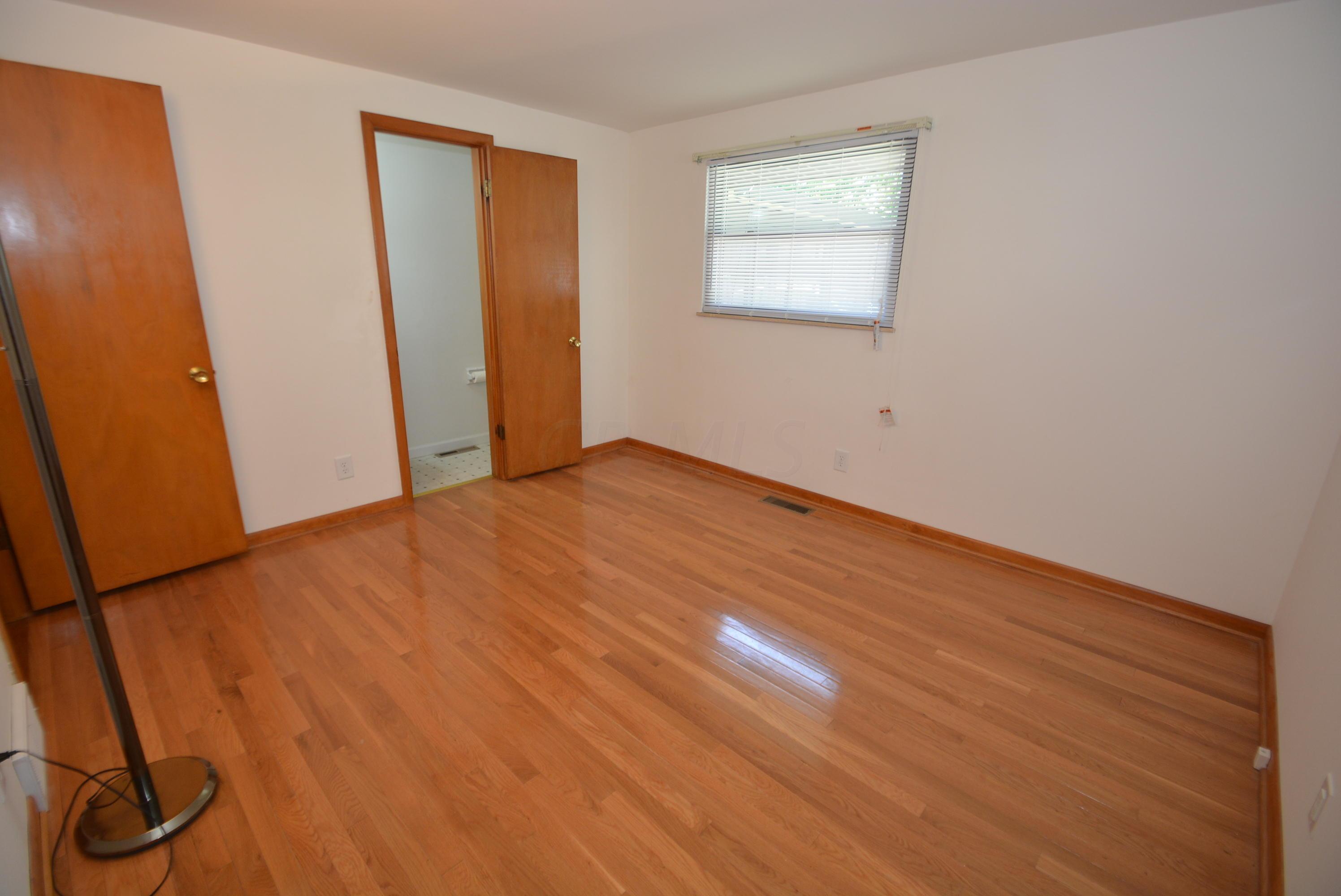 4463 Maize Road Columbus, OH 43224 - Photo 10 of 32 Gallery Image 10
