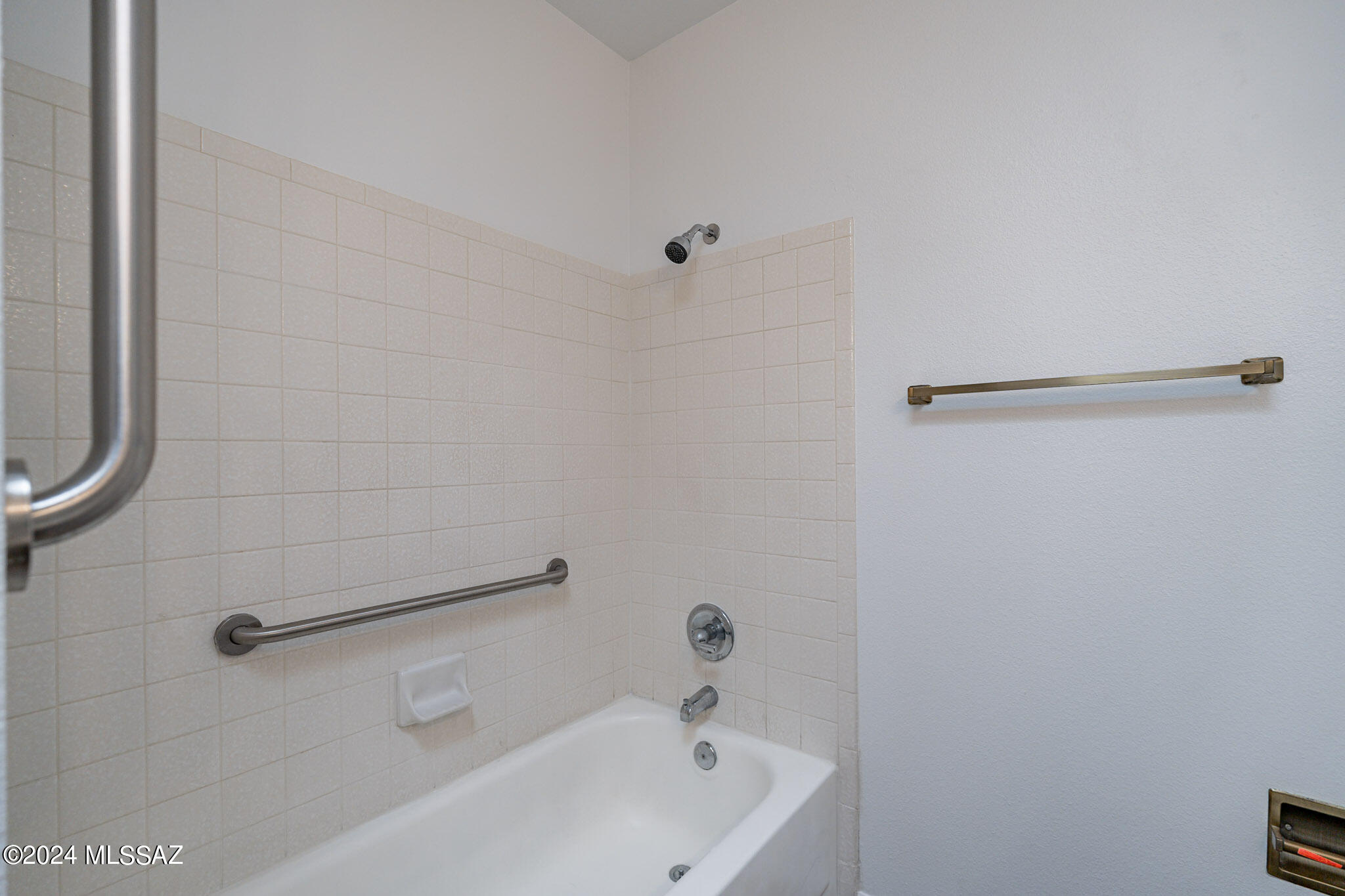 1949 North Swan Road, Unit 26 Tucson, AZ 85712 - Photo 30 of 38 Gallery Image 30