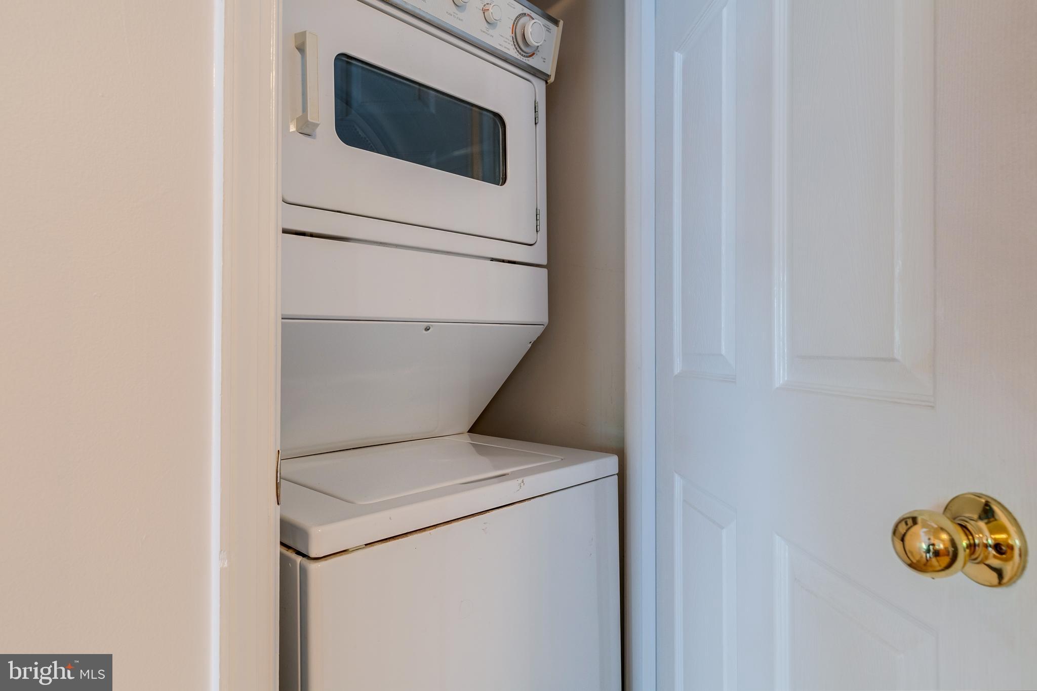 12024 Taliesin Place, Unit 35 Reston, VA 20190 - Photo 23 of 29