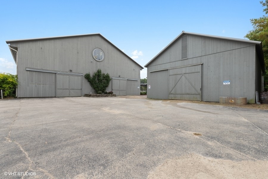 15141 West Little St Marys Road Mettawa, IL 60048 - Photo 20 of 42 a view of garage
