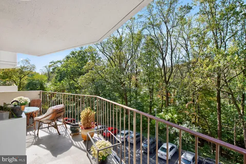 a outdoor view with a seating space