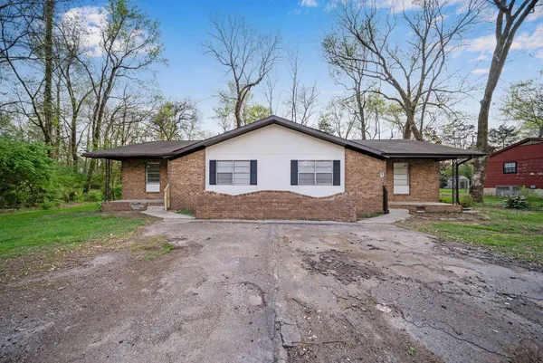 $1,345 | 7118 Shepherd View Circle, Unit B, Chattanooga, TN 37421