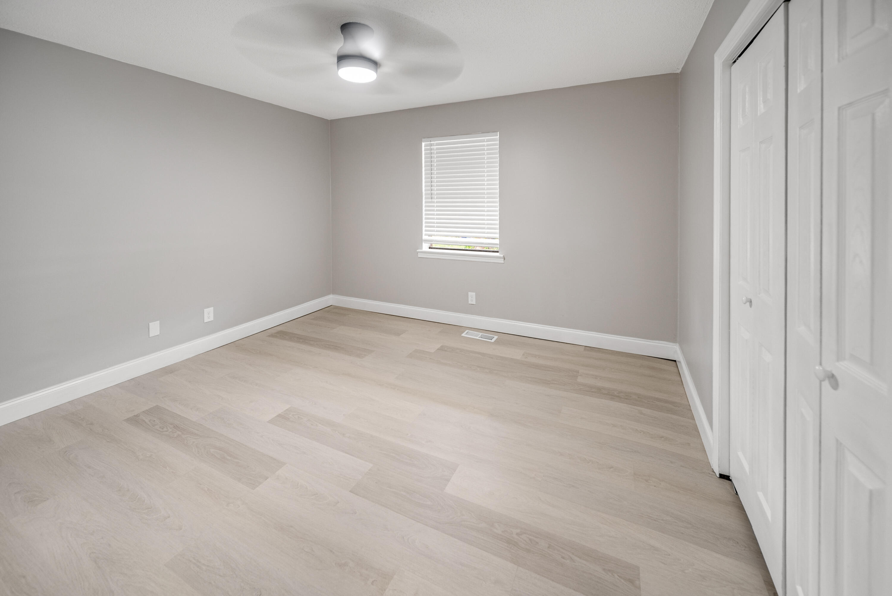 7118 Shepherd View Circle, Unit B Chattanooga, TN 37421 - Photo 12 of 16 DSC09967-NEW