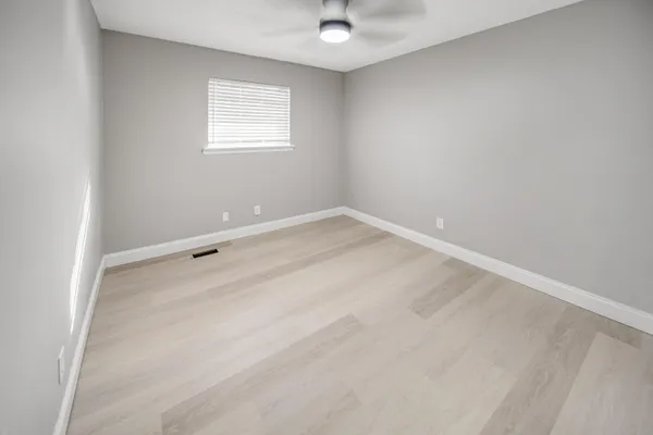 $1,345 | 7118 Shepherd View Circle, Unit B, Chattanooga, TN 37421