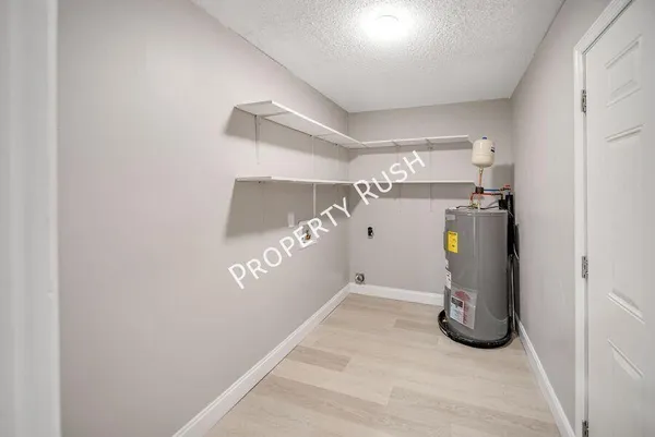 $1,345 | 7118 Shepherd View Circle, Unit B, Chattanooga, TN 37421