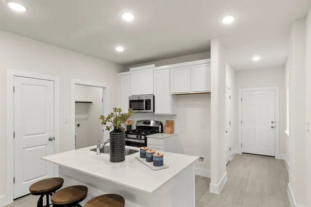 $284,900 | 701 White Steppe Way, Georgetown, TX 78626