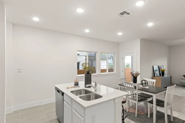 $284,900 | 701 White Steppe Way, Georgetown, TX 78626